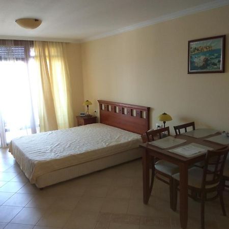 Santa Marina Holiday Village,211-40,411-42,411-43 Созопол Екстериор снимка